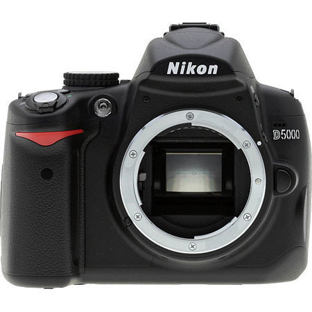 Nikon INKD50001 D5000 12.3MP DSLR Camera/Lens Kit