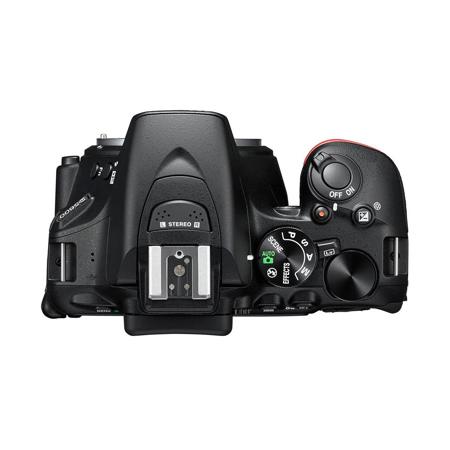 Nikon D5600 DSLR with 18-140mm DX VR Lens