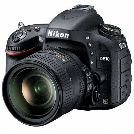 NIKON D610 +レンズ Nikon D610 DSLR with 24-85mm and 70-300mm VR Lenses
