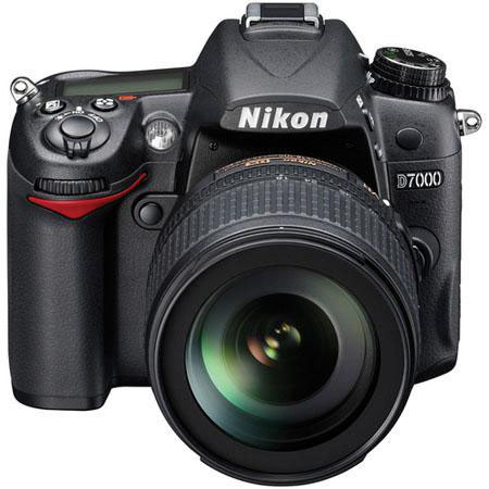 Nikon D7000 Digital SLR Camera Kit with 18-105mm DX VR Lens,USA, Bundle "A"