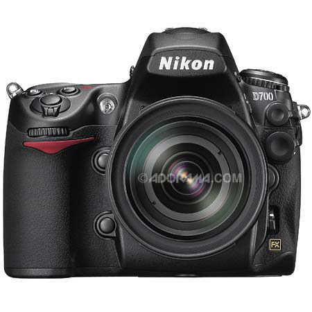Nikon D700 Digital SLR Camera w/70-300mm VR Lens USA