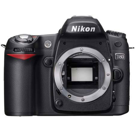 Nikon D80 10.2 MP Digital SLR Camera BODY -BUNDLE- w/4GB, Battery, Case, Reader