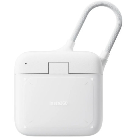 Insta360 2-in-1 SD/microSD USB-C Card Reader and Case