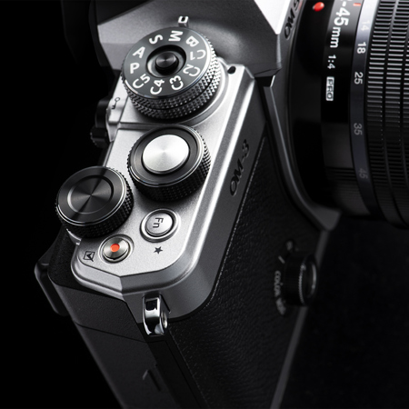 E*0様 【新品未使用】受注生産OMI 着用レプリカ ECHOES OF DUA OM SYSTEM OM-3 Mirrorless Camera with M.Zuiko Digital ED 12