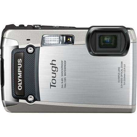 Olympus Tough TG-820 iHS Digital Camera, Silver Bundle 8GB
