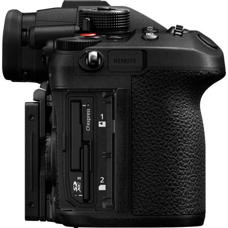 Panasonic Lumix GH6 Mirrorless Camera with Leica DG 12-60mm f/2.8