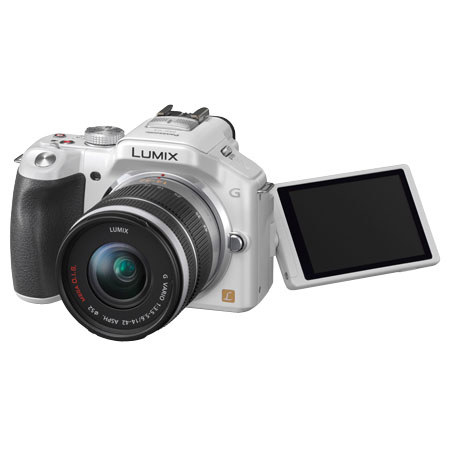 Panasonic DMC-G5 Camera w/G Vario 14-42mm/F3.5-5.6 ASPH./MEGA O.I.S Lens, White