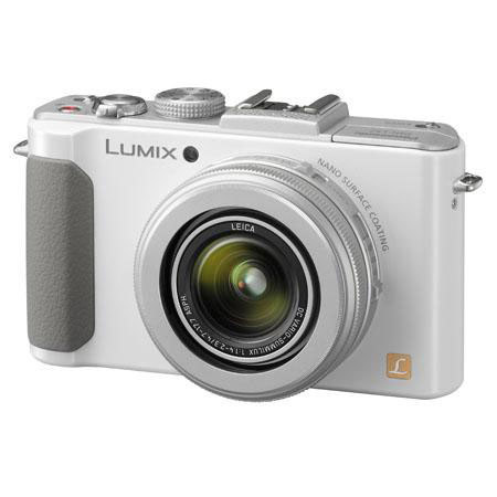 Panasonic Lumix DMC-LX7 Digital Camera w/3.8x24mm Leica Lens, Black - Bundle