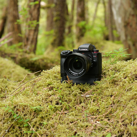 Panasonic LUMIX G9II Mirrorless Camera DC-G9M2BODY - Adorama Panasonic LUMIX G9II Mirrorless Camera DC-G9M2BODY - Adorama