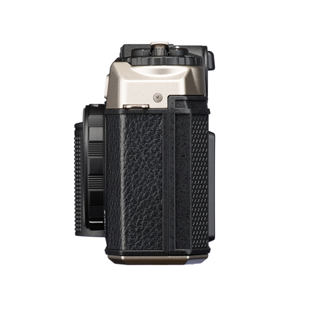 PENTAX 17 フィルムカメラ おまけ付き（CineStill 800） Pentax 17