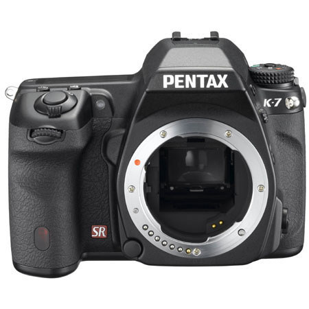Pentax K7 DSLR Camera Body, 8GB/Bag Kit