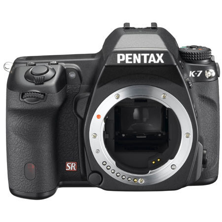 Pentax K7 DSLR Camera Body, Battery/8GB/Bag Kit
