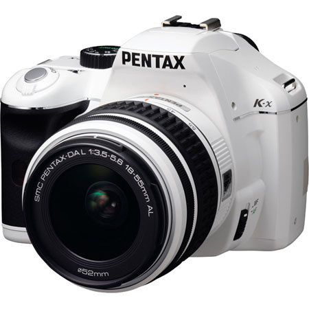 Pentax K-X Kit, DA-L 18-55mm Lens/8GB Card, White