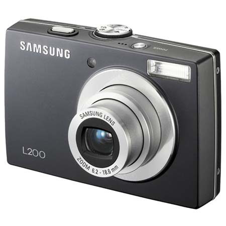 Samsung Digimax L200 Digital Camera kit, Black with 2 GB SD Memory Card, Tripod, Camera Case, Card Reader with 2.0 USB Cable ,Cleaning Kit & Media Case