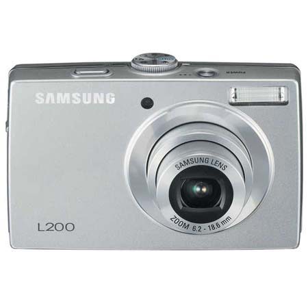 Samsung Digimax L200 Digital Camera kit, Silver with 2 GB SD Memory Card, Tripod, Camera Case, Card Reader with 2.0 USB Cable ,Cleaning Kit & Media Case