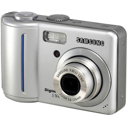 Samsung Digimax S 500 SE Digital Camera Kit, 5.0 Megapixel, 3x Optical Zoom, 5x Digital Zoom, 2.4" LCD Screen, Silver