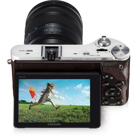 Samsung NX300 Mirrorless Digital Camera with 18-55mm f/3.5-5.6 OIS