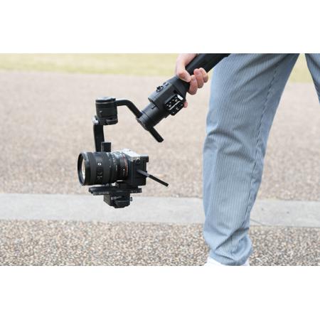 Sony FE 20-70mm f/4 G Lens for Sony E SEL2070G - Adorama Sony FE 20-70mm f/4 G Lens for Sony E SEL2070G - Adorama