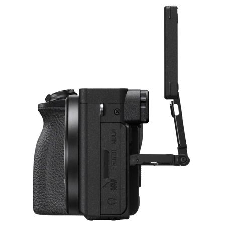 Sony Alpha a6600 Mirrorless Camera with 18-135mm Lens Sony Alpha a6600 Mirrorless Camera with 18-135mm Lens