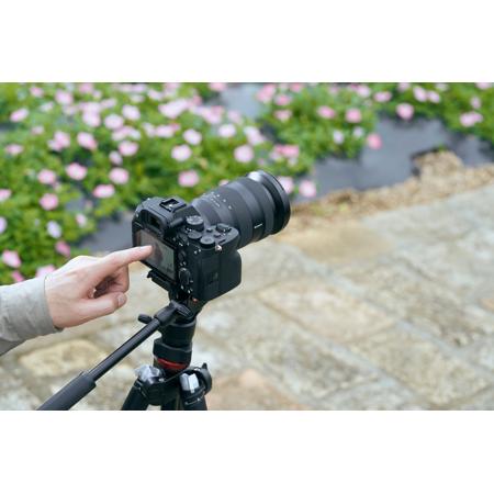 Sony Alpha a7 IV Mirrorless Camera ILCE-7M4/B - Adorama Sony Alpha a7 IV Mirrorless Camera ILCE-7M4/B - Adorama