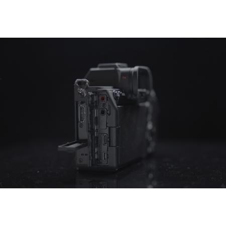 Sony Alpha a7 IV Mirrorless Camera ILCE-7M4/B - Adorama Sony Alpha a7 IV Mirrorless Camera ILCE-7M4/B - Adorama