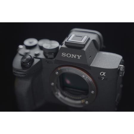 Sony Alpha a7 IV Mirrorless Camera ILCE-7M4/B - Adorama Sony Alpha a7 IV Mirrorless Camera ILCE-7M4/B - Adorama