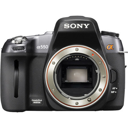 Sony A550 DSLR 14.2MP 3in LCD CMOS Sensor Camera Body