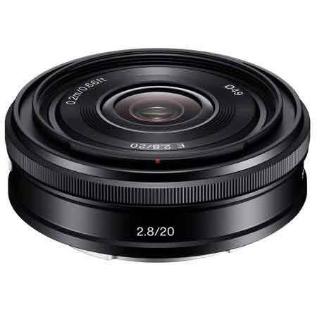 Sony E 20mm f/2.8 Lens for Sony E, Black with Accessories Kit