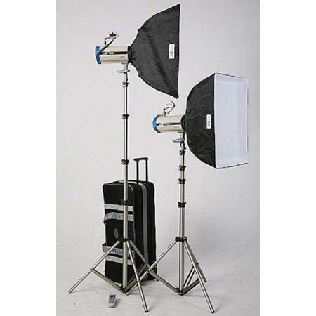 DL-1600 Versalight D Kit with 2 D-801 800ws Monolights, Stands, Softboxes & Wheeled Carrying Case.