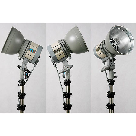 JTL 2809 Everlight with 7" Standard Reflector & 500 Watt Quartz Halogen Bulb.