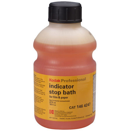 Kodak Indicator Stop Bath Liquid for Black and White Film/Paper, 8 Gallons