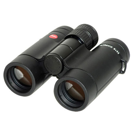 Leica 8x32 BR Ultravid, Water Proof Wide Angle Roof Prism Binocular with 7.7 Degree Angle of View, Black Armored, USA