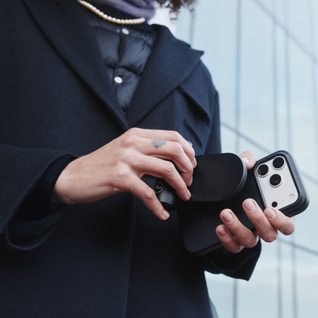 Leica LUX Case with MagSafe for Apple iPhone 17 Pro Max, Black 18874