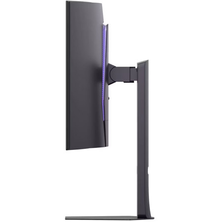 LG UltraGear evo 38.8