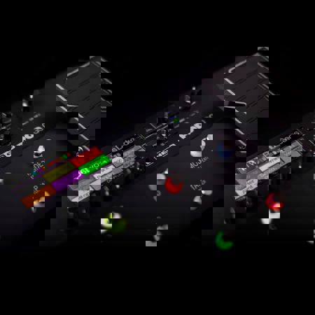 Line 6 POD Go Guitar Multi-Effects Processor 99-060-2505 - Adorama