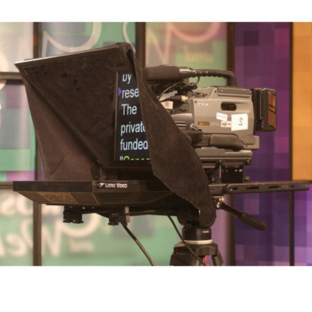 Listec Teleprompters ENT-1717P-EZ VGA Studio Prompter with EZPrompt Software