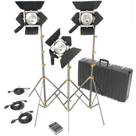 Lowel Action Kit, Quartz Lighting Outfit with TO-83 Case. #O1923Z