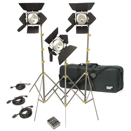 Lowel Action Kit, Quartz Lighting Outfit with LB-35 Soft Case. #O192LBZ