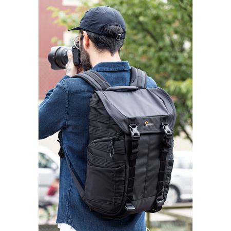 Lowepro protactic 300 aw deals