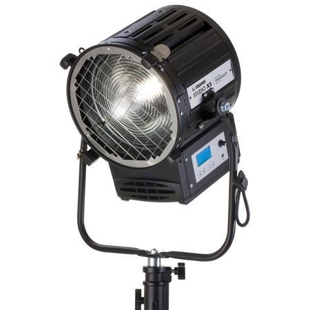 Litepanels Studio X5 200W Daylight LED Fresnel Light, Pole Operated Yoke