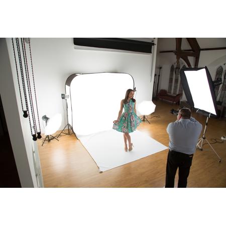 Manfrotto 7x8' Super White Vinyl Cleanable Train for HiLite