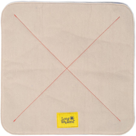The Long Weekend Padded Camera Wrap, Creme-Multi 19x19"
