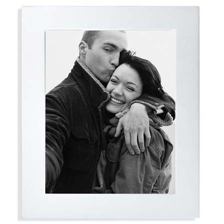 Malden Wide Linear Wood Frame for 4x6in Photo, White