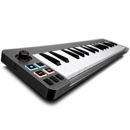 M-Audio Keystation Mini 32 Ultra-Portable 32-Note Keyboard Controller