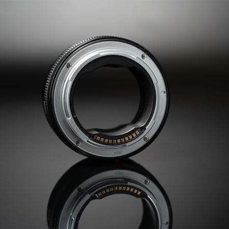 Megadap EFTZ21 Canon EF Lens to Nikon Z Camera Auto-Focus Adapter