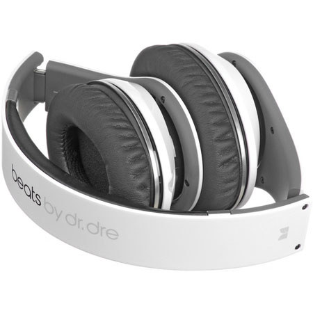 Monster Cable Beats Studio Isolation Headphones, White
