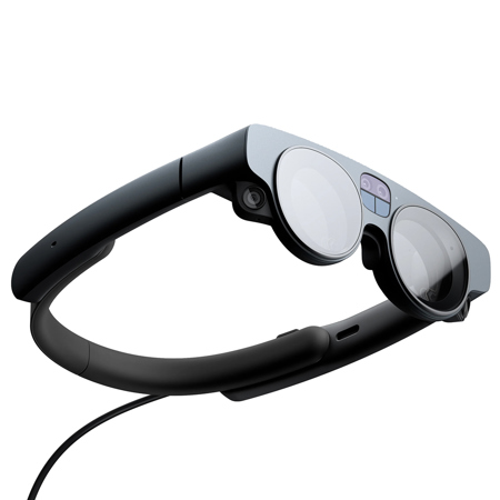 Magic Leap 2 with Software Upgrade Bundle - US/CAs MB0AA003 Magic Leap 2 with Software Upgrade Bundle - US/CAs MB0AA003