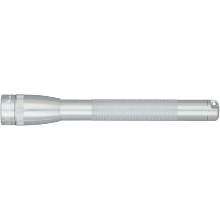Maglite SP32106 Mini LED 2 AAA Flashlight, Blister Pack, 111 Lumen, Silver