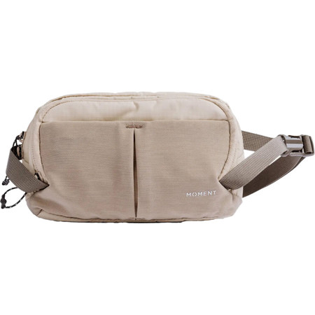 Moment Take 1.5L Sling Bag