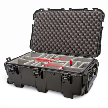 Nanuk 962 Wheeled Waterproof Hard Case with Padded Divider, Black